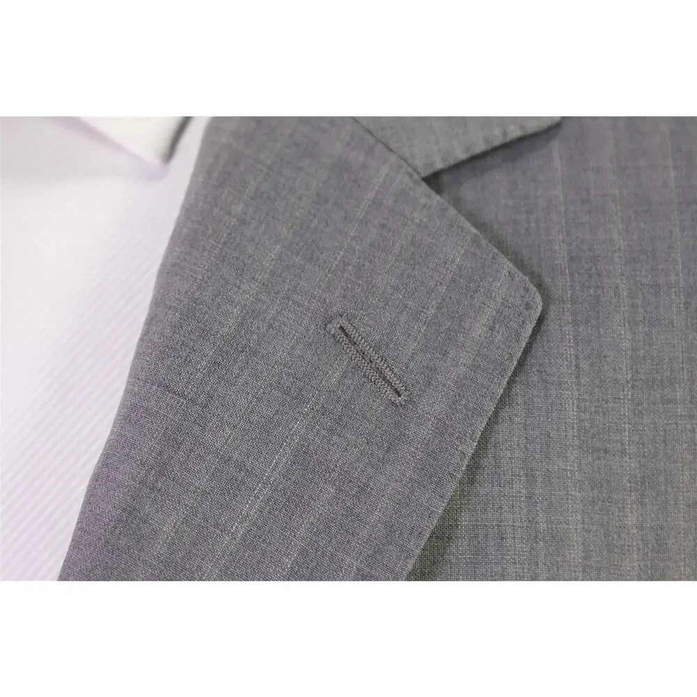 Gucci Tom Ford Era Light Gray Striped 2-Btn Wool Suit 36R